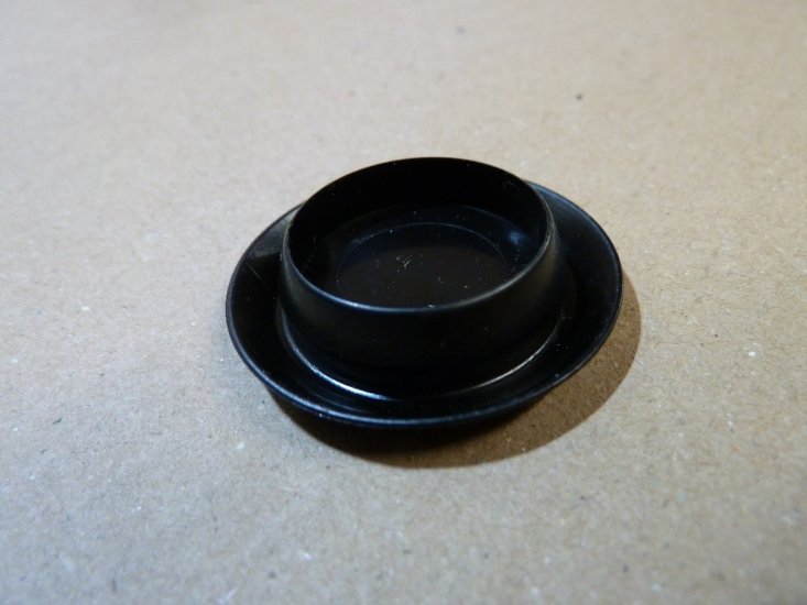 Floor plug 1