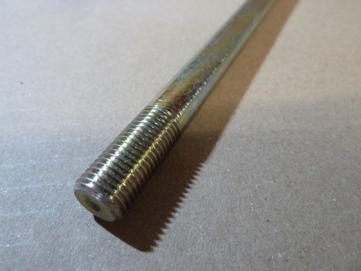 Cylinder Head Stud - 172mm (repair)