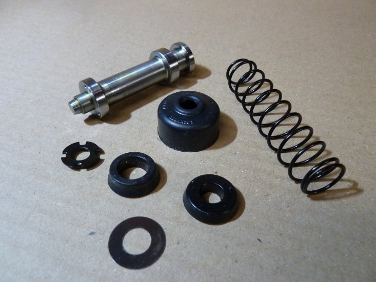 Clutch Master Cylinder Kit