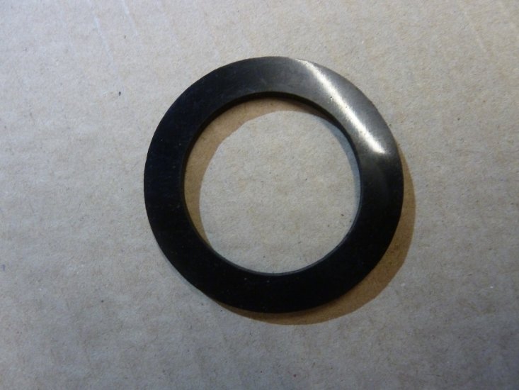 Fuel cap seal