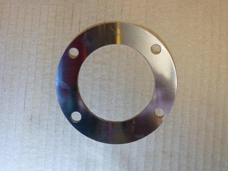 Rear hub shim (0.010) plastic