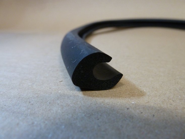 B Post Rubber LH (Best)