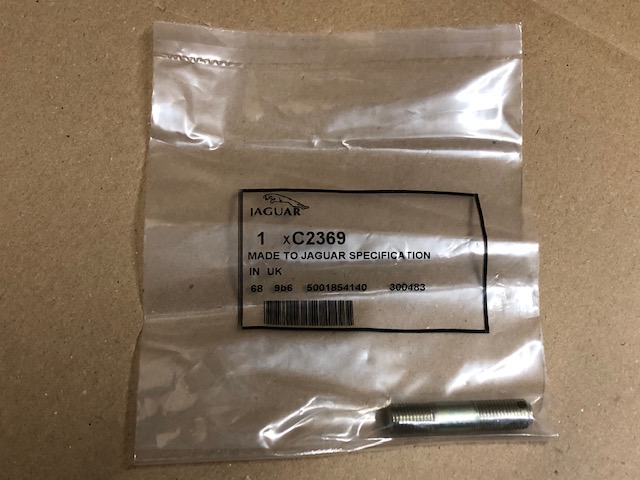 Exhaust mainfold stud (Jag)