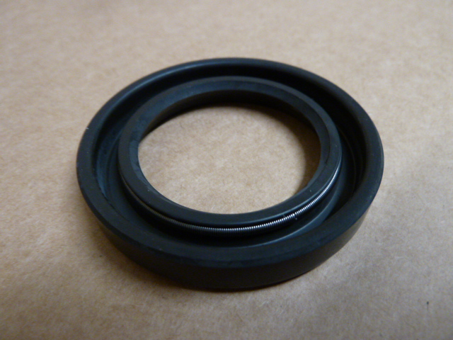 Clutch Housing Seal (3.8/XK140/150)